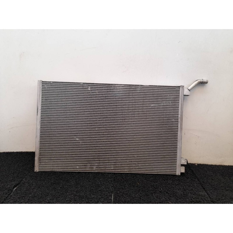 Recambio de radiador agua para jaguar xe prestige referencia OEM IAM GX738K2030BB - Azul 3