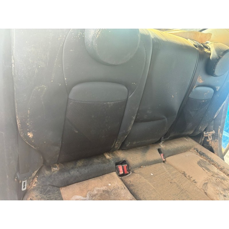 Recambio de asientos traseros para fiat 500 x (334) referencia OEM IAM - Blanco 3