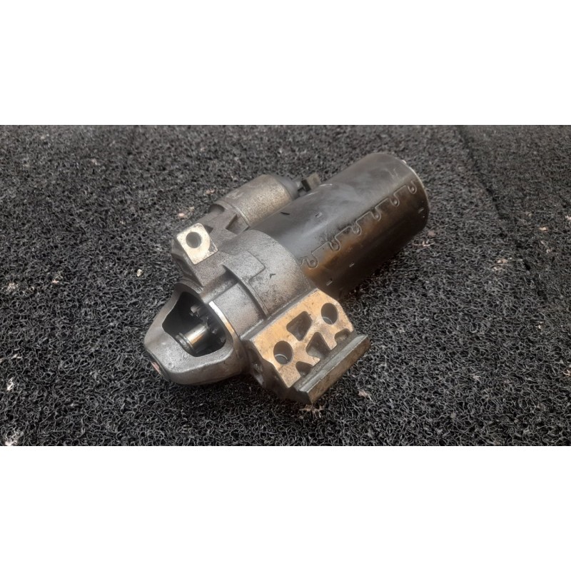 Recambio de motor arranque para bmw serie 3 berlina (e90) 320d referencia OEM IAM 1241782370001 0001139016 BOSCH 3