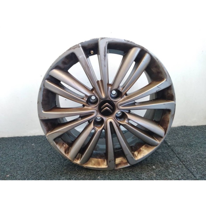 Recambio de llanta para citroën c4 lim. seduction referencia OEM IAM 7JX16CH23 9687802977 