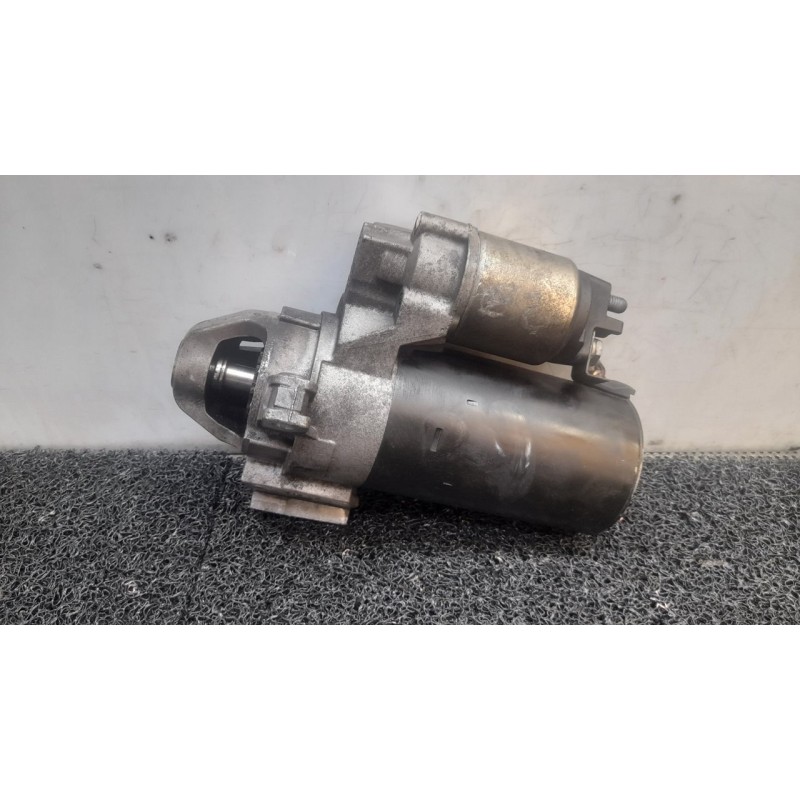 Recambio de motor arranque para bmw serie 3 berlina (e90) 320d referencia OEM IAM 1241782370001 0001139016 BOSCH 4