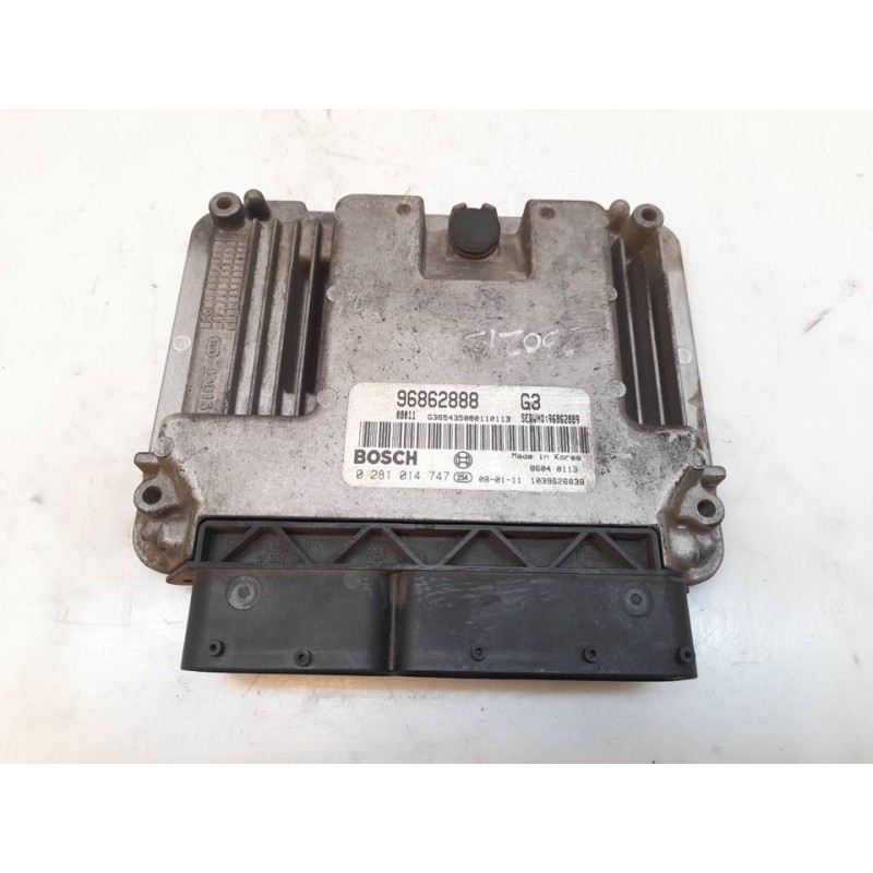 Recambio de centralita motor uce para chevrolet epica ltx referencia OEM IAM 0281014747 96862888 BOSCH