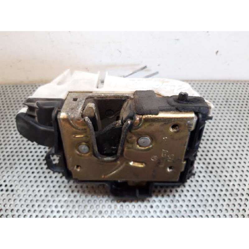 Recambio de cerradura puerta trasera izquierda para seat cordoba vario (6k5) sxe referencia OEM IAM   