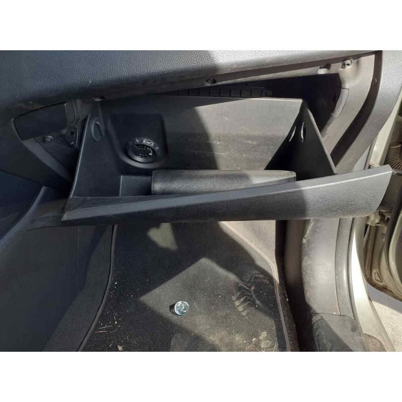 Recambio de guantera para kia carens ( ) concept referencia OEM IAM 2