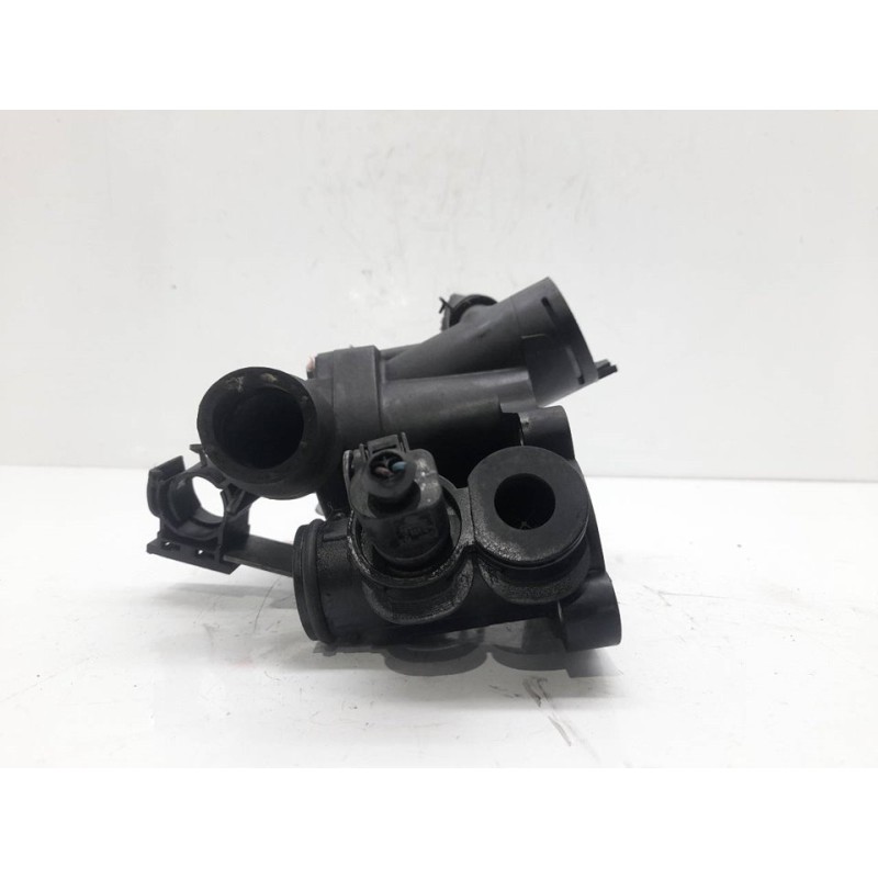 Recambio de termostato para volkswagen polo (9n3) 1.4 16v referencia OEM IAM 032121111AP 2