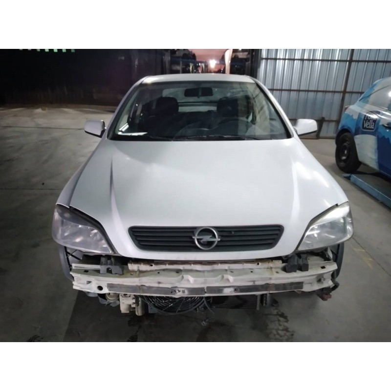 opel astra g berlina del año 1999