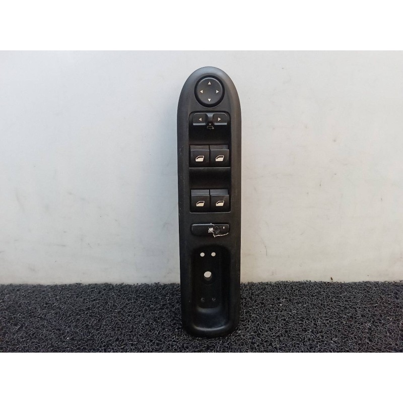 Recambio de mando elevalunas delantero izquierdo para peugeot 407 sw st sport pack referencia OEM IAM 96468704XT 2
