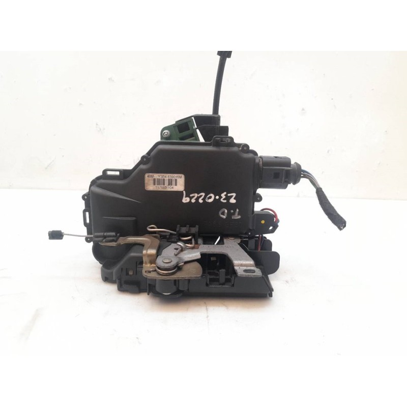 Recambio de cerradura puerta trasera derecha para volkswagen golf iv berlina (1j1) spirit referencia OEM IAM 3B4839016M  