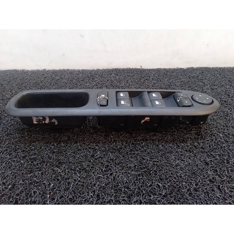 Recambio de mando elevalunas delantero izquierdo para peugeot 407 sw st sport pack referencia OEM IAM 96468704XT 3