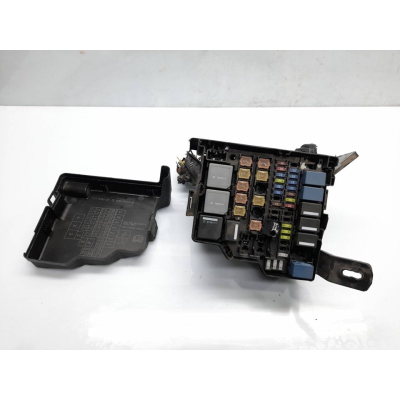 Recambio de caja reles / fusibles para ford fiesta (ccn) trend referencia OEM IAM BV5114B144BA  