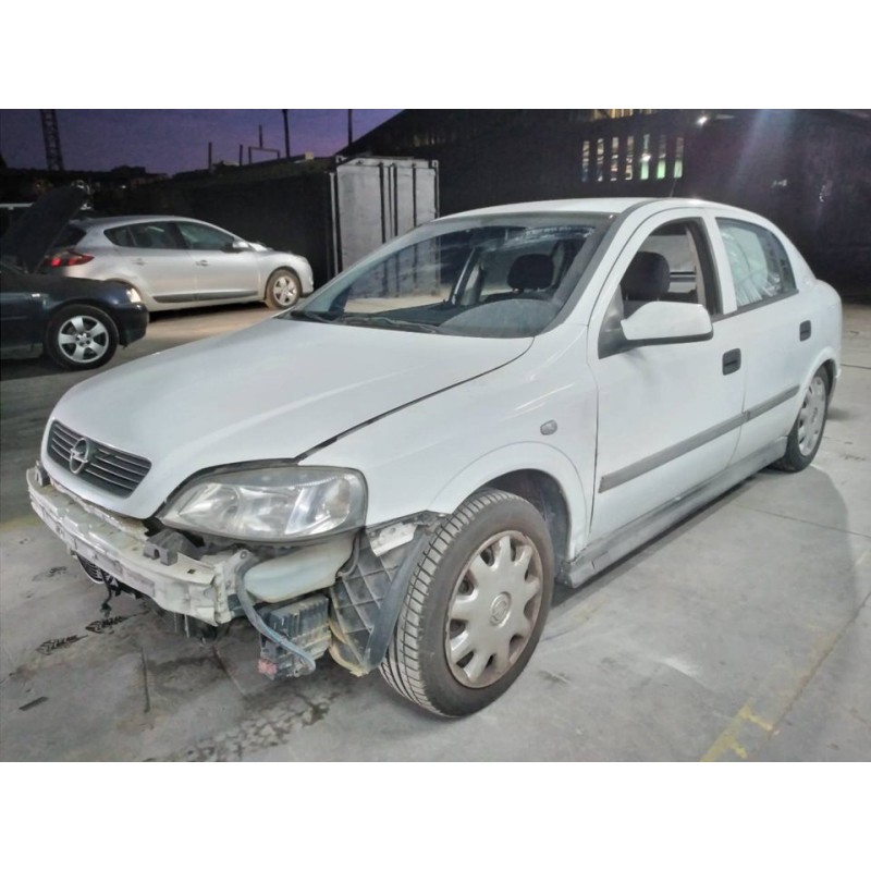 opel astra g berlina del año 1999