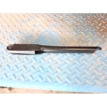 LLAVE RUEDA 13348506 