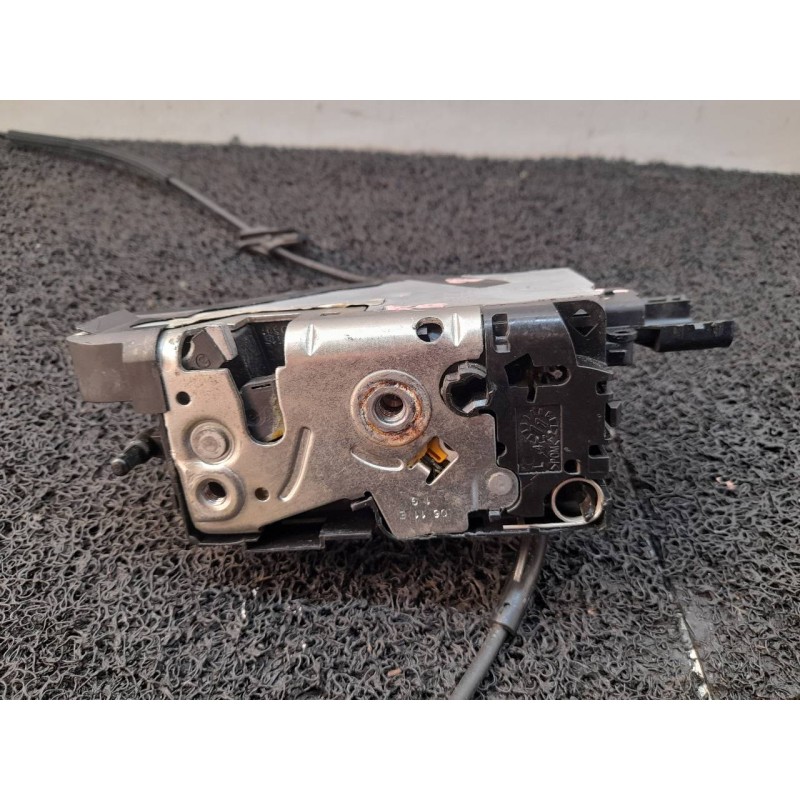 Recambio de cerradura puerta trasera izquierda para peugeot 3008 sport pack referencia OEM IAM 24090816 24090158 9681792980 3