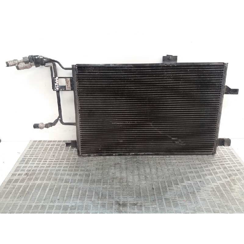 Recambio de condensador / radiador aire acondicionado para audi a6 berlina (4b2) 2.5 v6 24v tdi referencia OEM IAM 4B0260401G - Negro