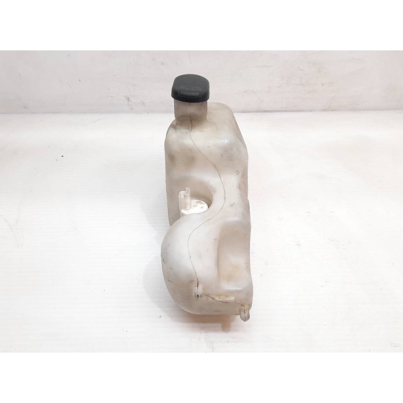 Recambio de deposito limpia para renault kangoo expression referencia OEM IAM 7700308814D - Blanco 3