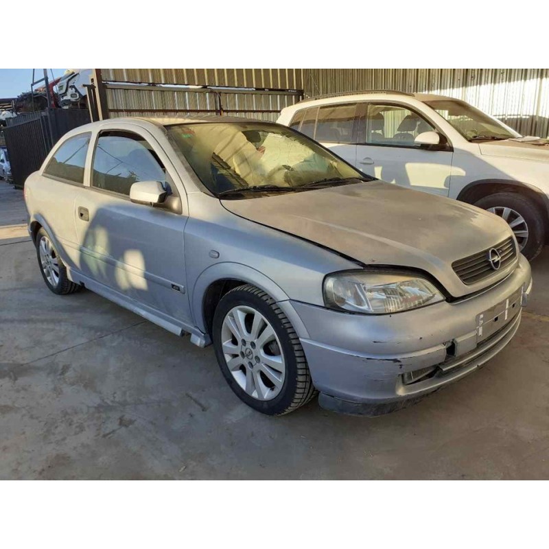 opel astra g berlina del año 2001