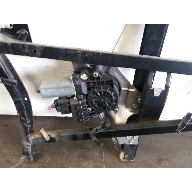 Recambio de elevalunas trasero derecho para audi a6 berlina (4b2) 2.5 v6 24v tdi referencia OEM IAM - Negro 3