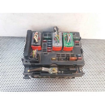 CAJA RELES / FUSIBLES 9650664180 