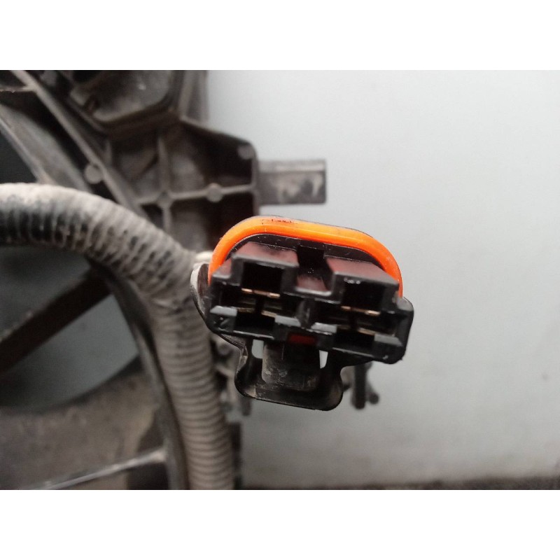 Recambio de electroventilador para renault kangoo expression referencia OEM IAM 8200427466  GATE - Blanco 4