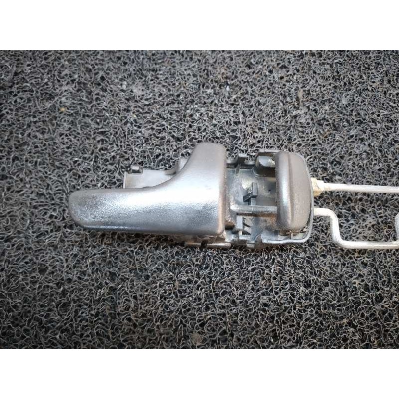 Recambio de cerradura puerta delantera derecha para nissan atleon 110 referencia OEM IAM - Blanco 3