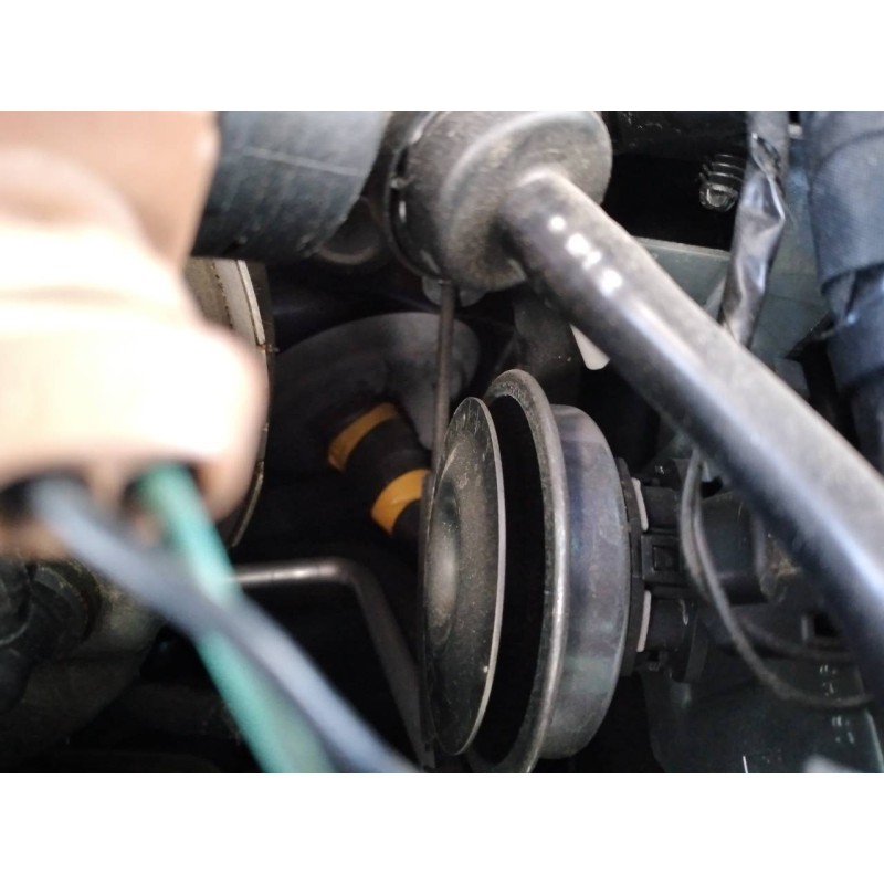 Recambio de claxon para jaguar xe prestige referencia OEM IAM   