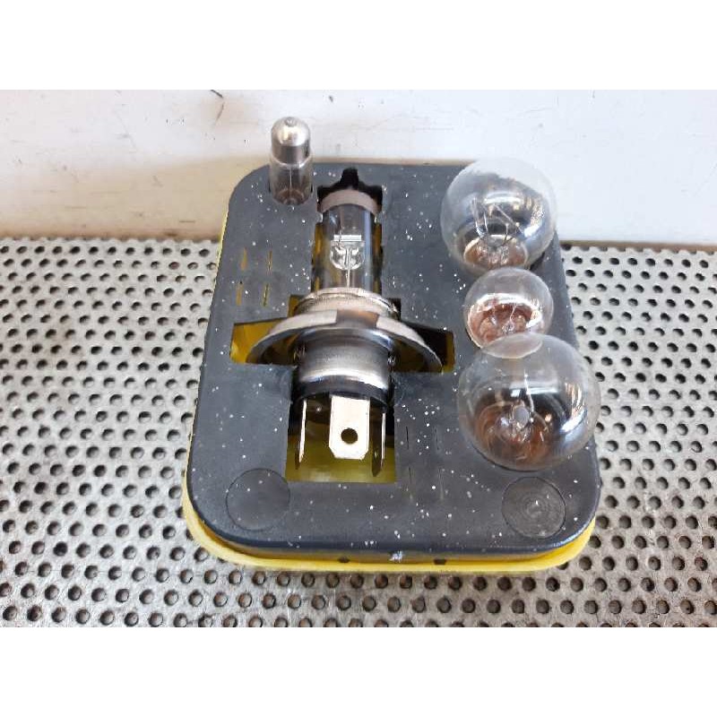 Recambio de bombillas para mercedes-benz clase c (w201) berlina e 190 (201.024) referencia OEM IAM   