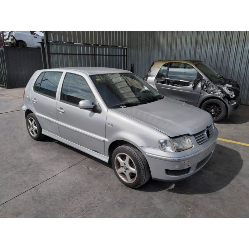 volkswagen polo berlina (6n2) del año 2000