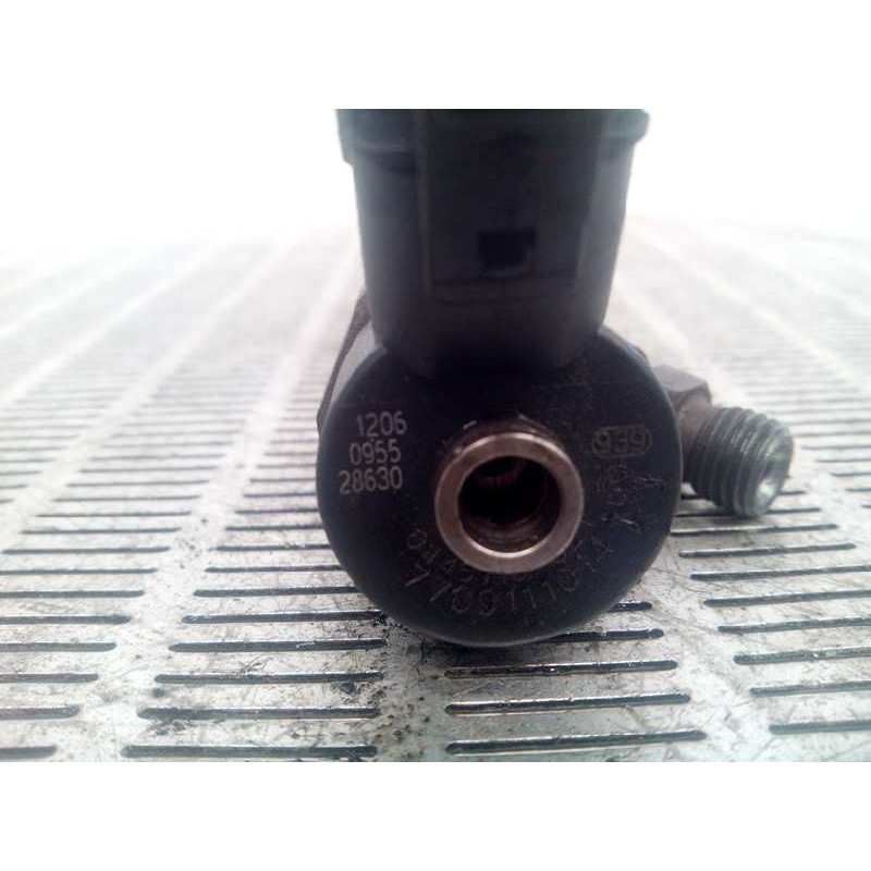 Recambio de inyector para renault laguna ii (bg0) 1.9 dci diesel referencia OEM IAM 044511002 7700111014 2