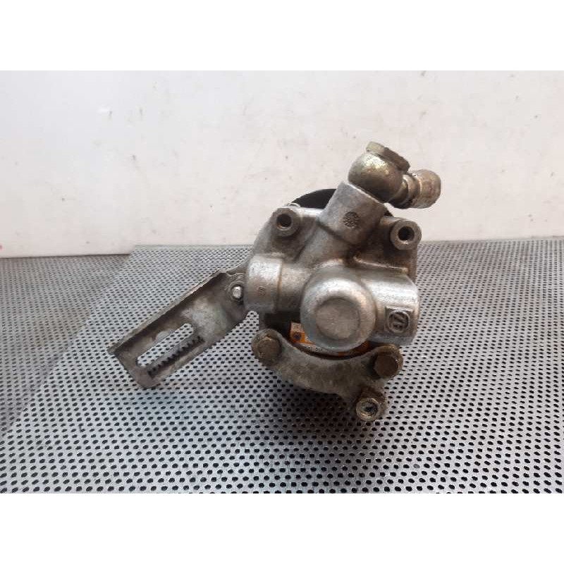Recambio de bomba direccion para bmw serie 3 berlina (e36) 1.8 cat (m43) referencia OEM IAM 1141045792  5862472 4