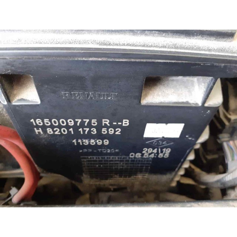 Recambio de filtro aire para dacia dokker essential referencia OEM IAM H8201173592 165009775R 2