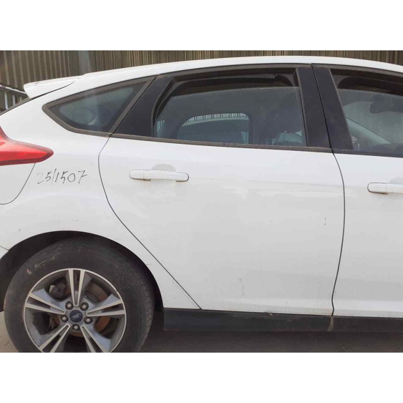 Recambio de puerta trasera derecha para ford focus lim. (cb8) edition referencia OEM IAM   