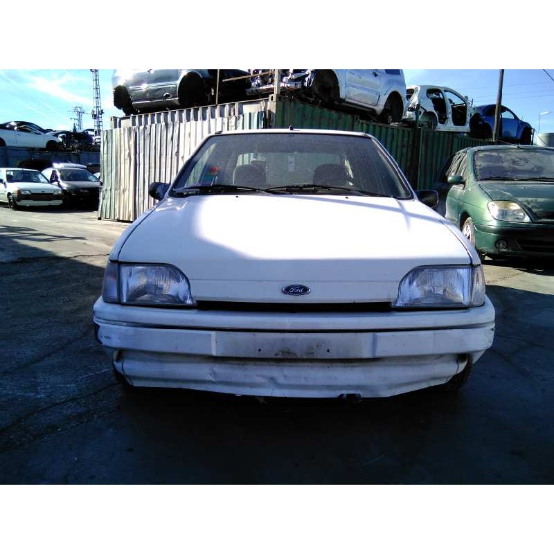 ford fiesta berl./courier del año 1995