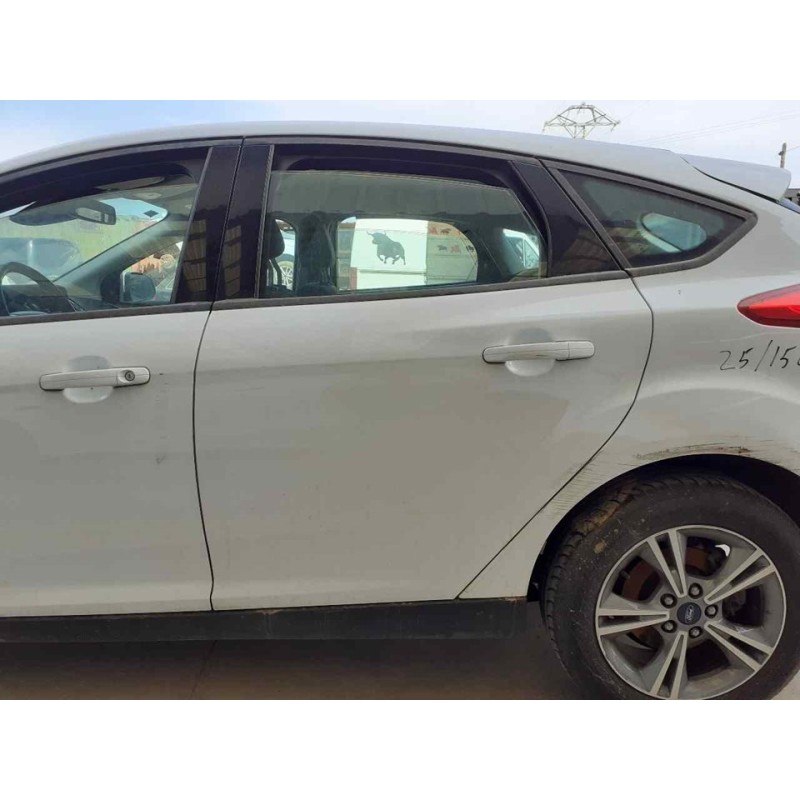 Recambio de puerta trasera izquierda para ford focus lim. (cb8) edition referencia OEM IAM   