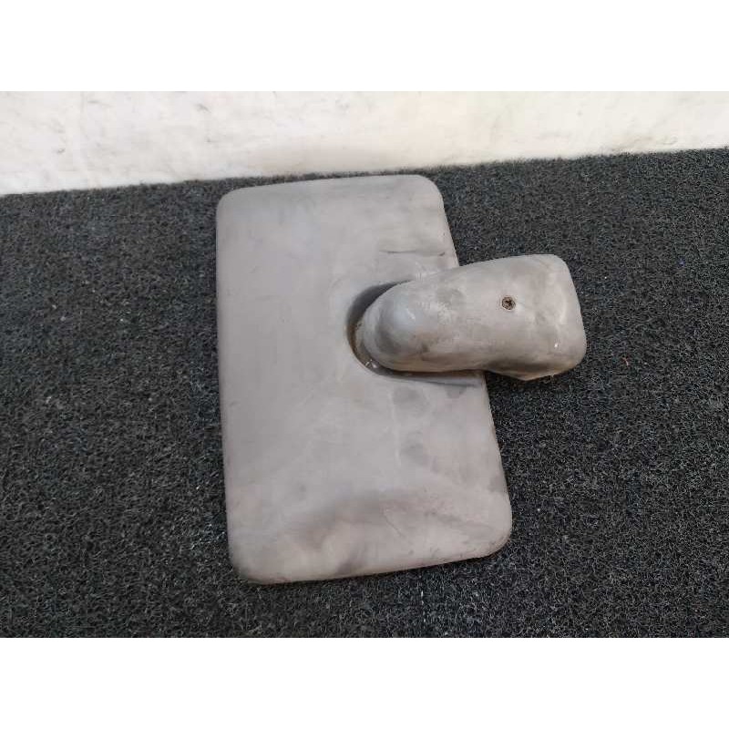 Recambio de retrovisor derecho para nissan atleon 110 referencia OEM IAM - Blanco 2