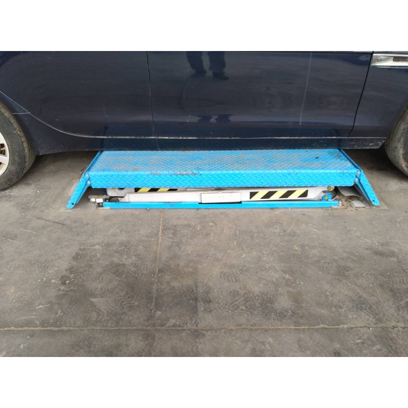 Recambio de faldon lateral para jaguar xe prestige referencia OEM IAM - Azul 2