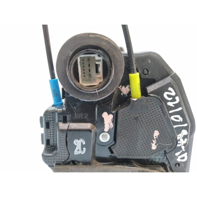 Recambio de cerradura puerta trasera derecha para toyota auris active referencia OEM IAM H2411 - Blanco 4
