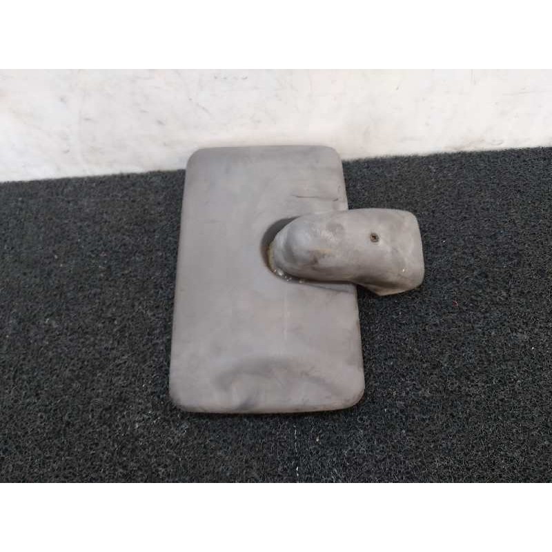 Recambio de retrovisor derecho para nissan atleon 110 referencia OEM IAM - Blanco 4