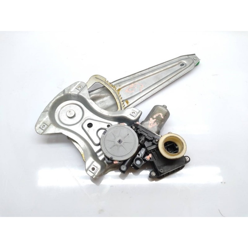 Recambio de elevalunas trasero derecho para toyota auris active referencia OEM IAM 8570202020 961919101 977555108