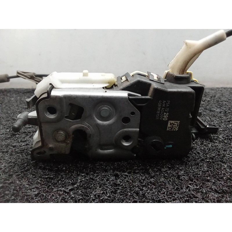 Recambio de cerradura puerta delantera derecha para peugeot 3008 sport pack referencia OEM IAM 732290 2