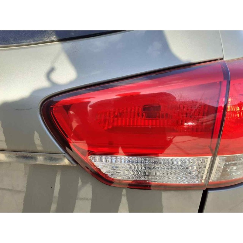 Recambio de piloto trasero derecho interior para kia carens ( ) concept referencia OEM IAM 2
