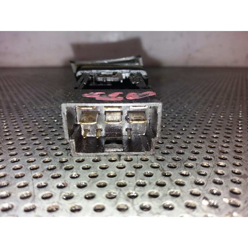 Recambio de warning para nissan serena (c23m) 2.0 slx diesel referencia OEM IAM 3