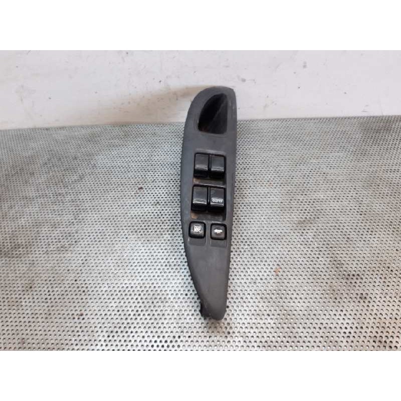 Recambio de mando elevalunas delantero izquierdo para nissan primera berlina (p12) acenta referencia OEM IAM 25401AV640  