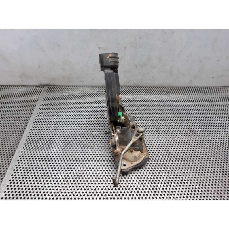 Recambio de cerradura puerta trasera derecha para suzuki grand vitara 5 puertas sq (ft) 2.0 td dlx referencia OEM IAM 4