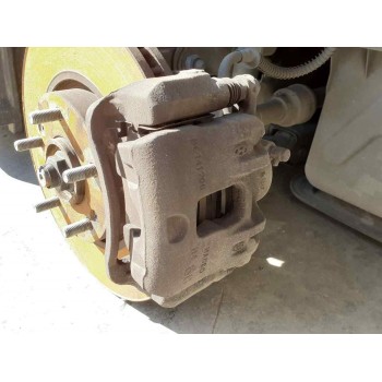 PINZA DE FRENO DELANTERA DERECHA 
