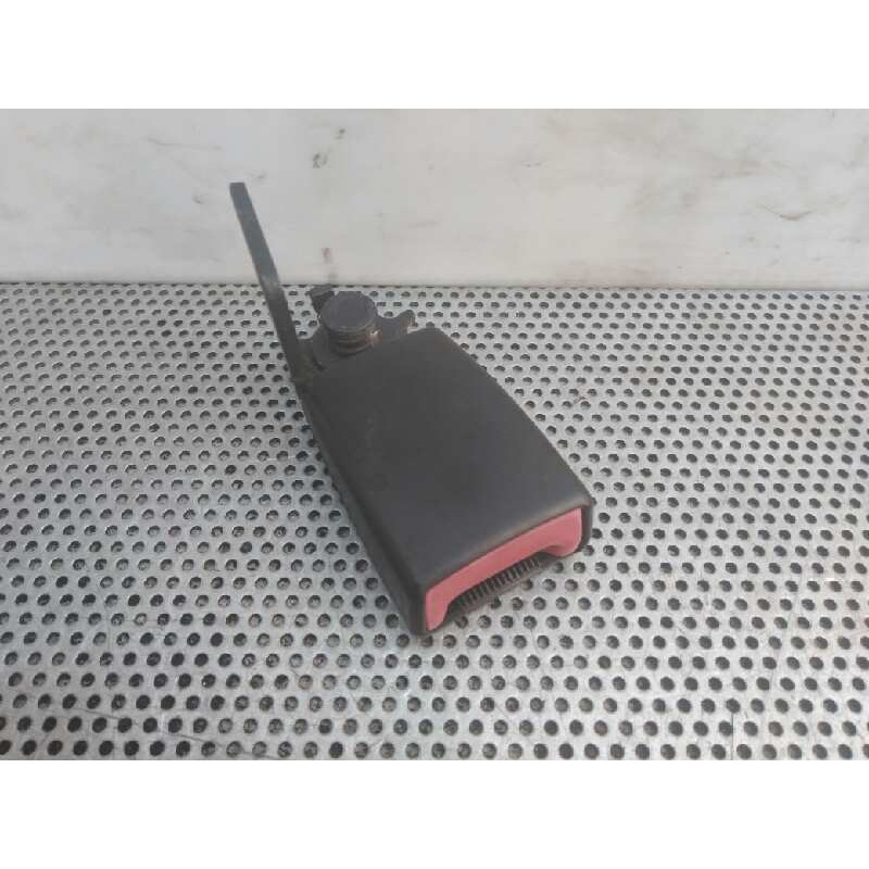 Recambio de enganche cinturon trasero izquierdo para opel corsa d 1.4 16v referencia OEM IAM - Azul 2