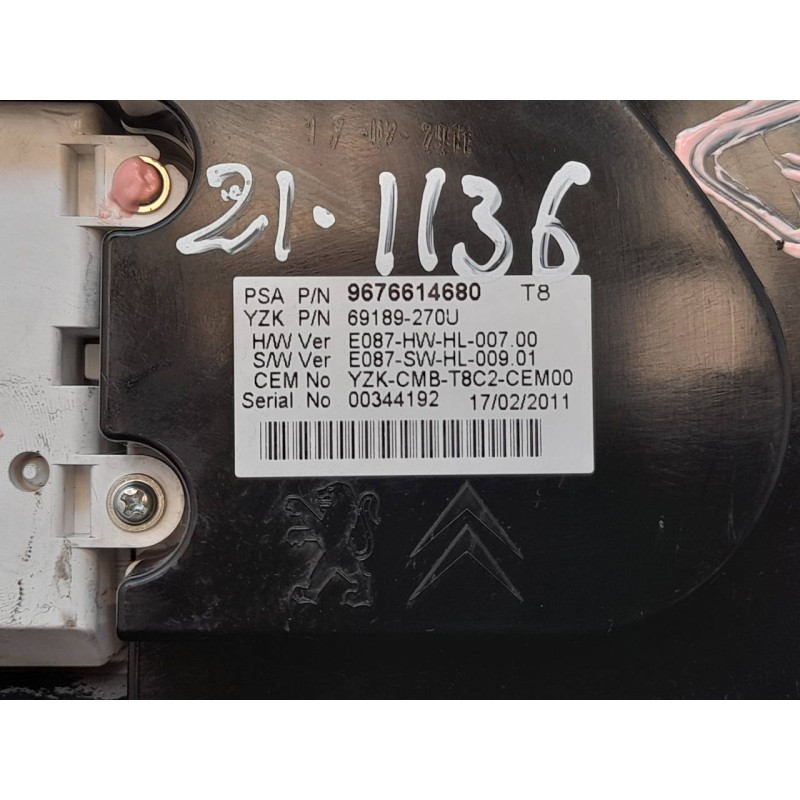 Recambio de cuadro instrumentos para peugeot 3008 sport pack referencia OEM IAM 9676614680 9674982480 2