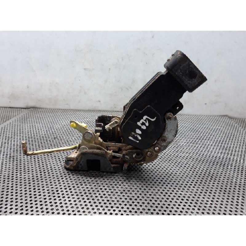 Recambio de cerradura puerta trasera izquierda para suzuki grand vitara 5 puertas sq (ft) 2.0 td dlx referencia OEM IAM
