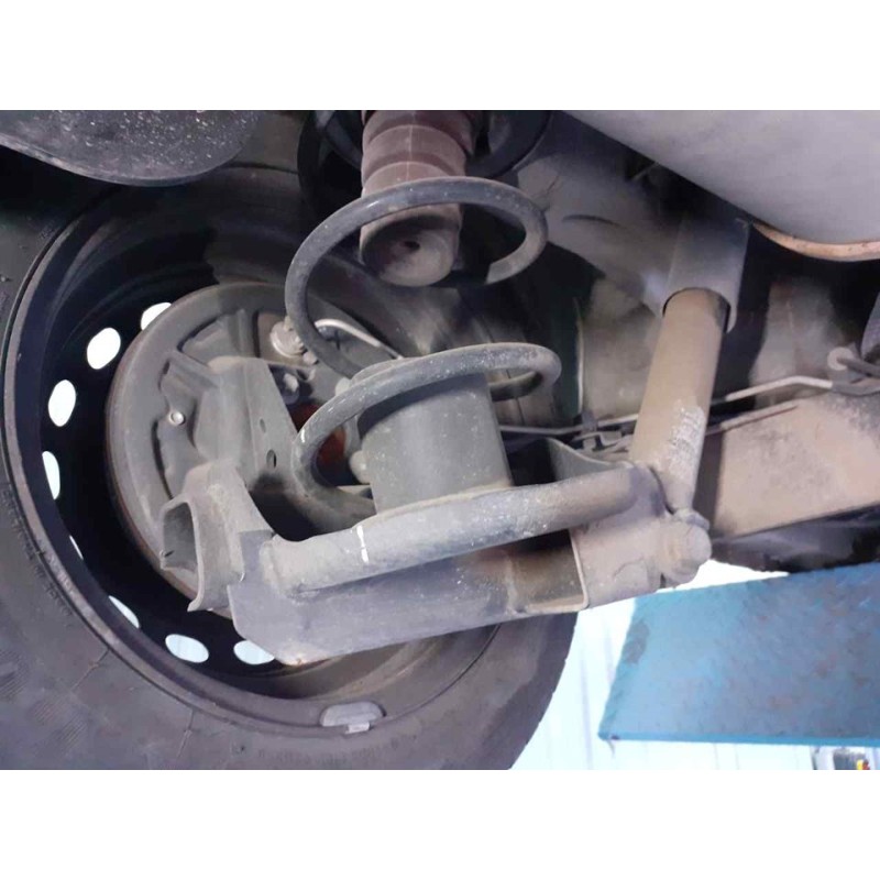 Recambio de puente trasero para dacia dokker essential referencia OEM IAM 3
