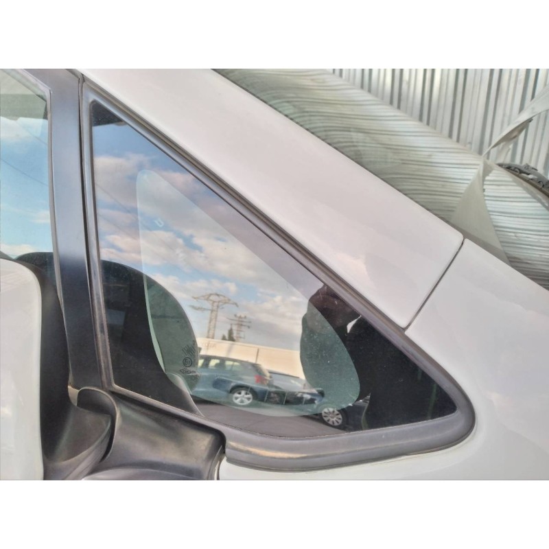 Recambio de luna custodia delantera derecha para toyota auris active referencia OEM IAM   