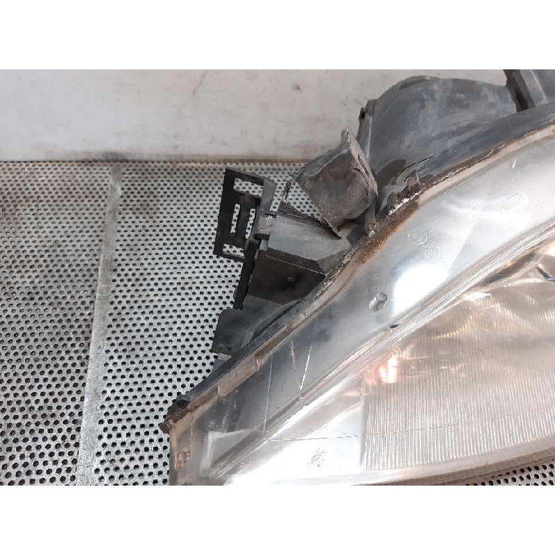 Recambio de faro izquierdo para ford mondeo berlina (ge) ambiente referencia OEM IAM 4